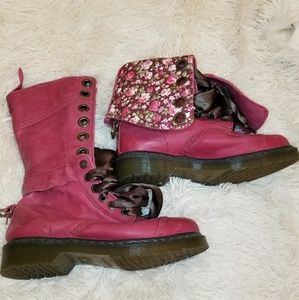 Doc Martens red leather triumph boot